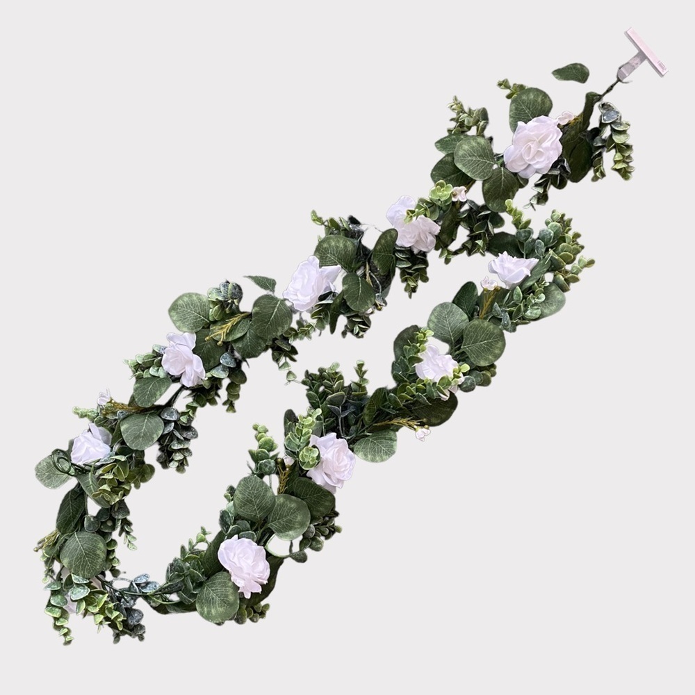 ASHLAND | Spring White Rose Foliage Garland - Picture 2 of 4